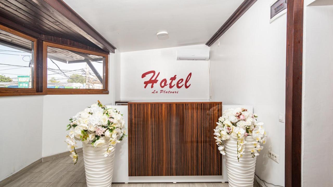 Hotel La Platouri Voluntari Bagian luar foto